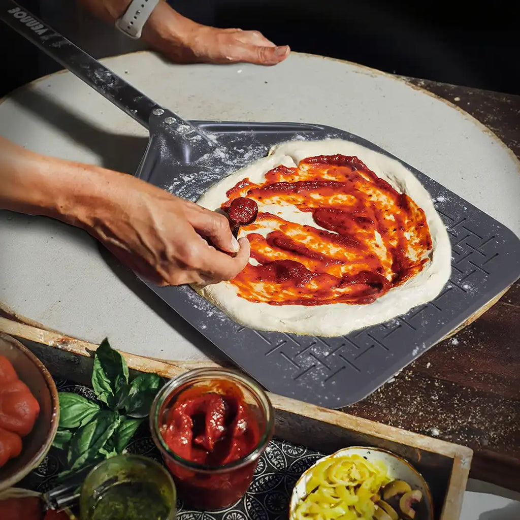 Vennoe 12" Pizza Peel with Metal Handle